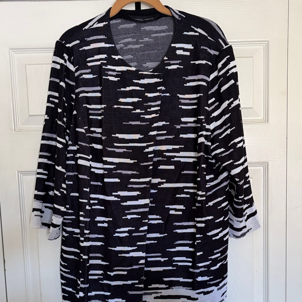 Ming Wang Black and White Abstract Stripe Knit Jacket
